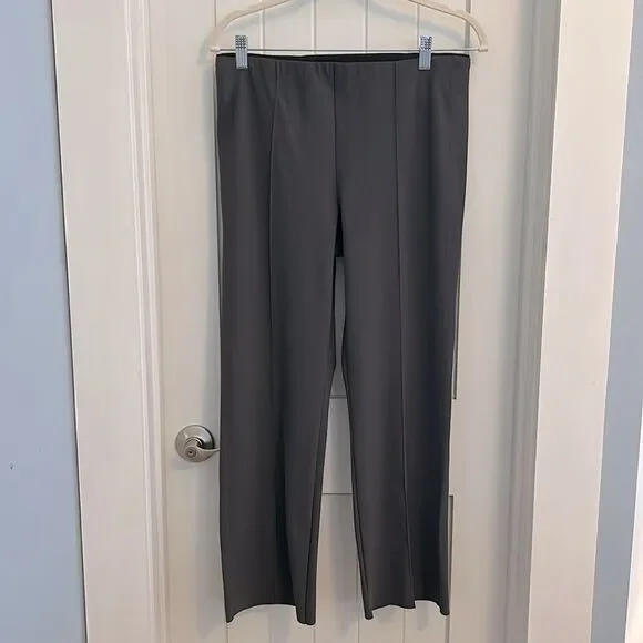 Athleta Medium Mercurial Crop Flare Pants 405530 Arbor Olive Green - Picture 3 of 11